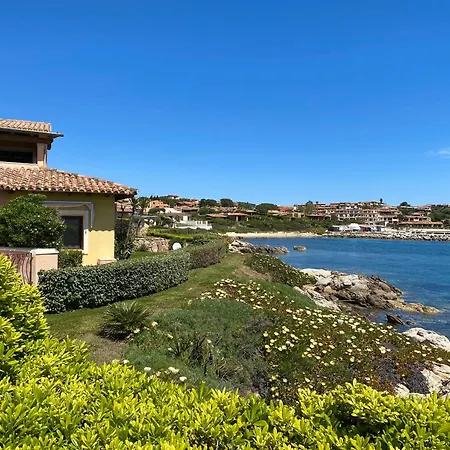 Daire Luxury Ginestra Sea View With Common Swimming Pool Just 50 Mt From The Golfo Aranci